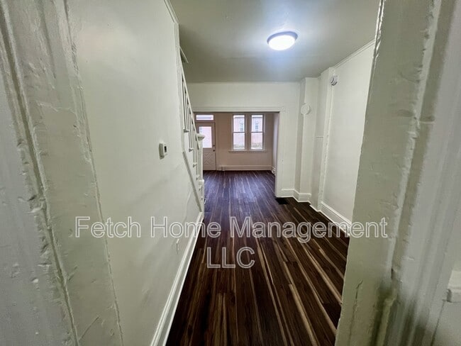 Photo - 462 S Christian St