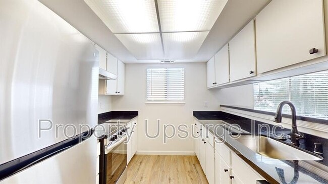 Photo - 1197 Lancers Ln