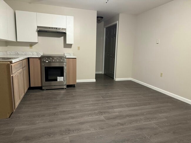 Photo - 355 S Main St Unit A5