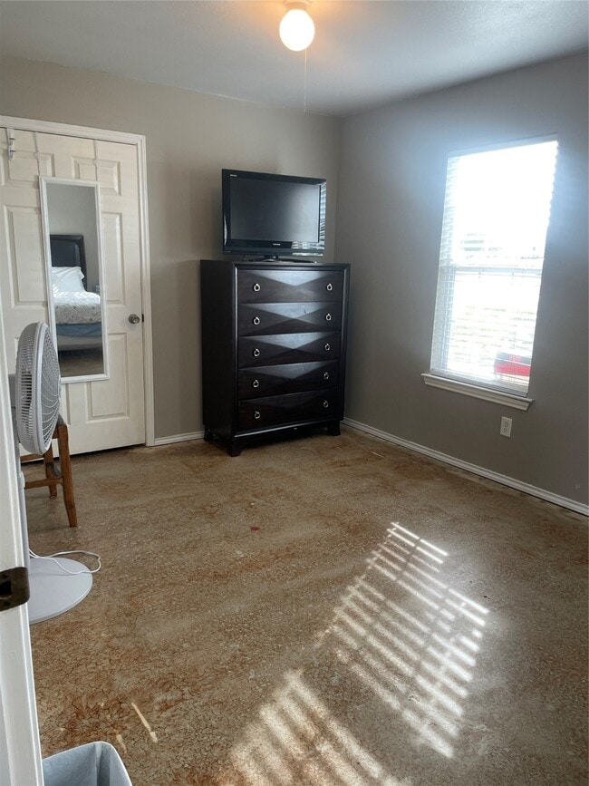 Photo - 363 N Rife St