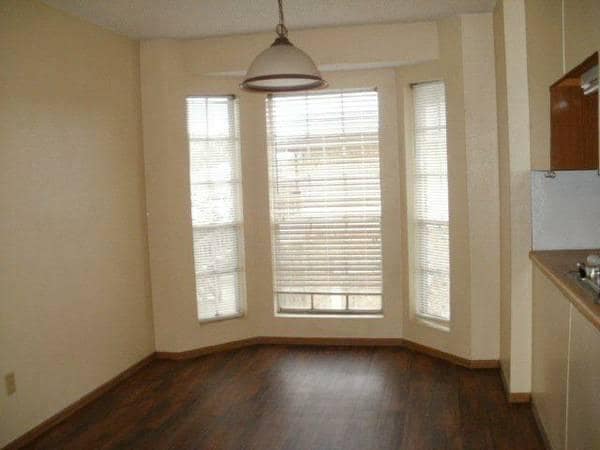 Photo - 127 Mall Cir