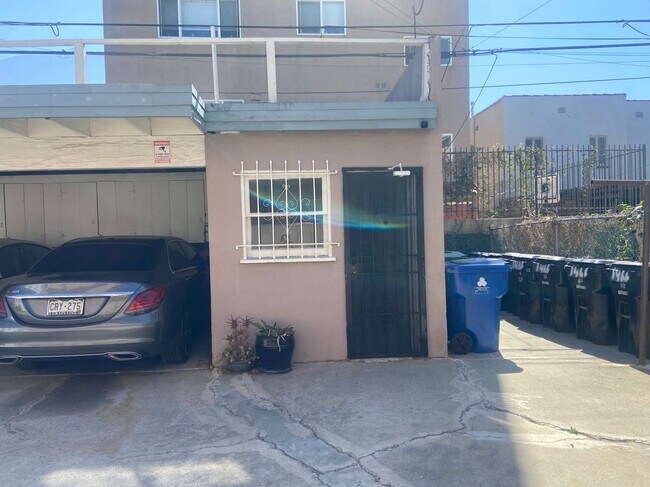 Photo - 1466 S Sherbourne Dr