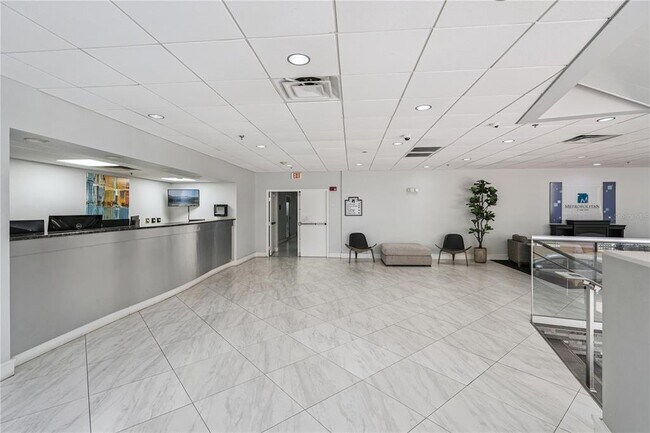 Photo - 151 E Washington St Unidad PH3B