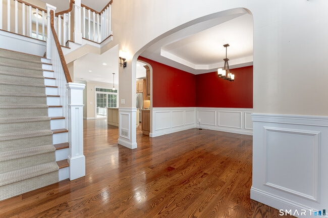 Photo - 1 Ridgeview Dr