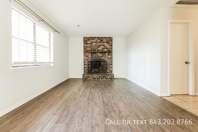 Photo - 7740 McKnight Dr