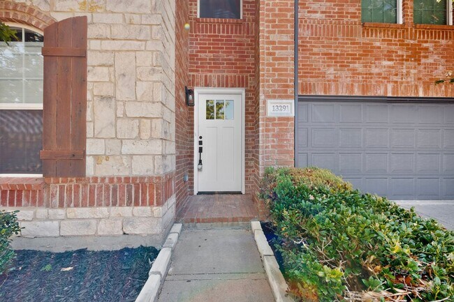 13291 Guerin Dr