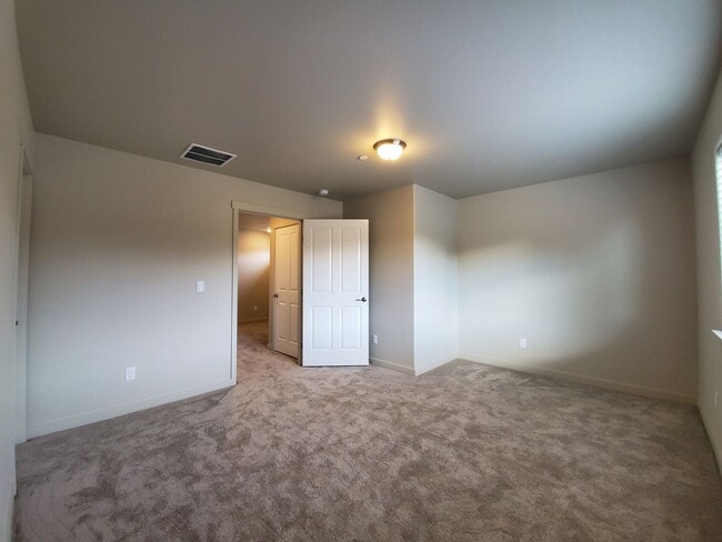 Photo - 5702ke Unit 110