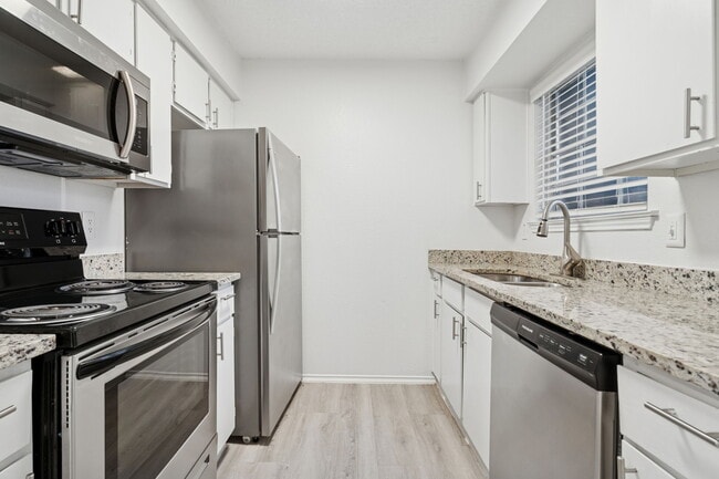 Photo - Sterling Crest