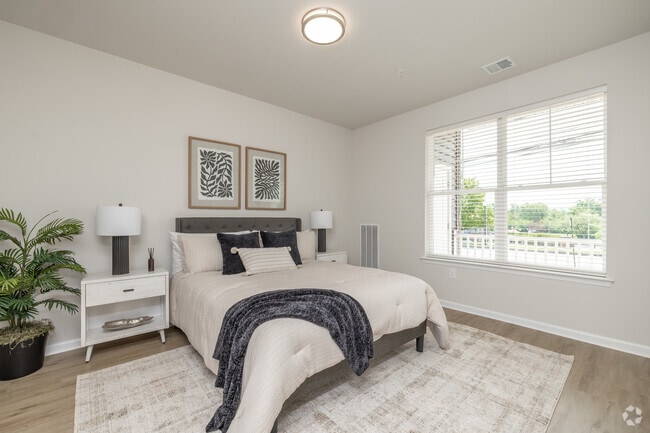 2BR, 2BA - 1180SF - Primary Bedroom - 2895 Easton Ave