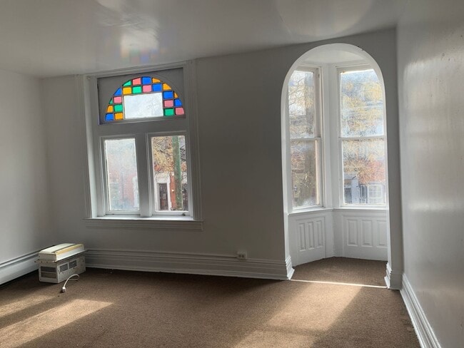 Photo - Downtown 1 Bedroom 2nd Floor-York City SD