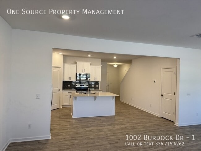 Photo - 1002 Burdock Dr