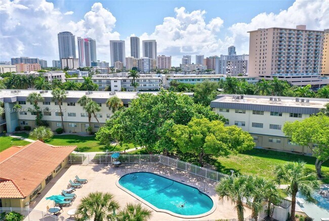 Photo - 270 Layne Blvd Condo Unit 307