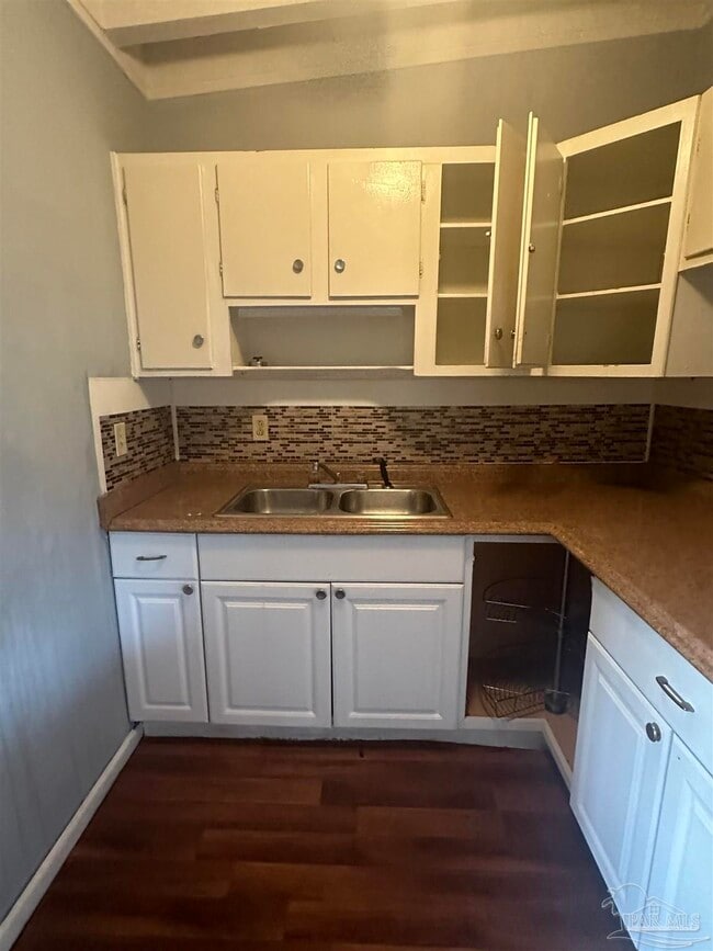 Photo - 226 Emerald Ave