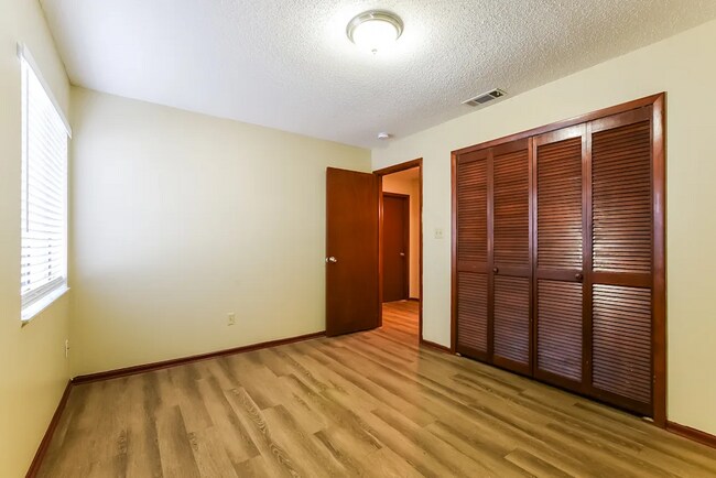 Photo - 715 Boysenberry Ct