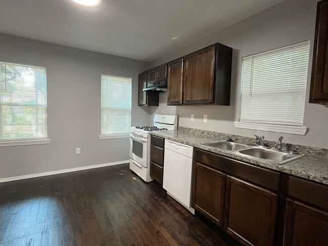 Photo - Tulsa: 3 bedroom house On A Private Road