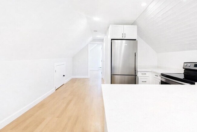 Photo - 46 Ridgemont St Unit 3