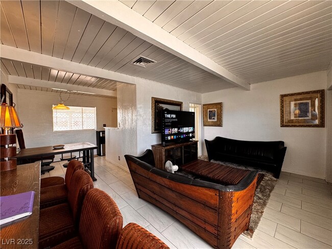 Photo - 421 Harvard St