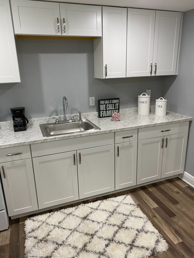 Photo - 1/1 Condo Great Location by Brandon Mall