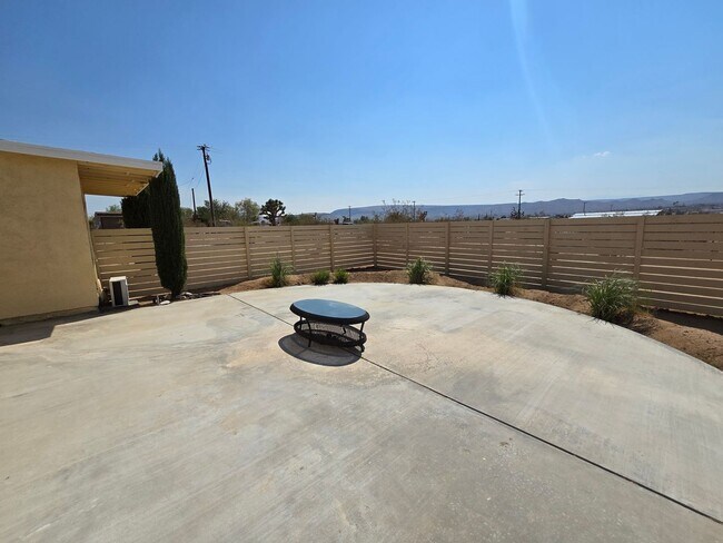 Photo - Secluded & Super Clean!