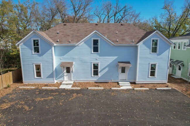 Photo - 756 S Locust Ave Unit #2