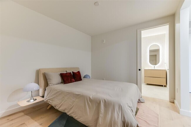 Photo - 610 Davis St Unit 3206