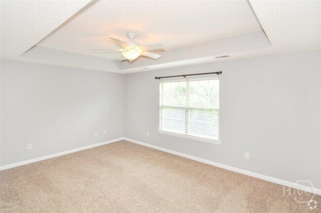Building Photo - 1040 Canyon Oak Loop Rental