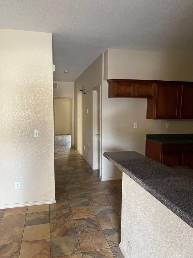 Photo - 8944 Herbert St