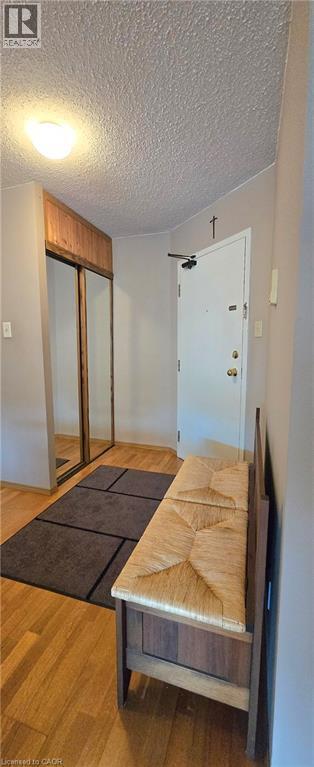 Photo - 404 Hunter St E Unit 404