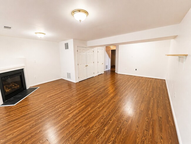 Photo - 6726 Emmanuel Ct