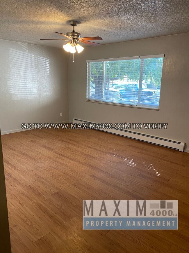 Photo - 1035-1037 CEDAR WAY Unit 1037