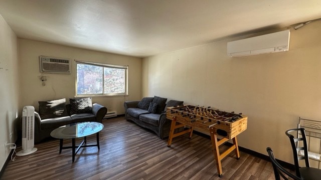 Photo - 1873 N Green Ln N