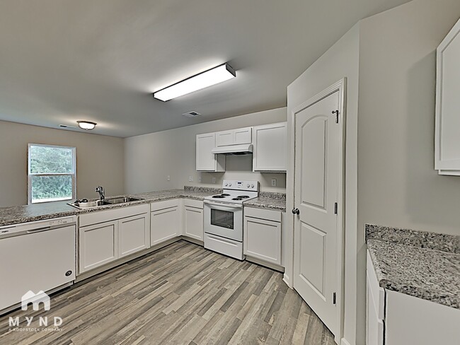 Photo - 785 Dove Tree Ln