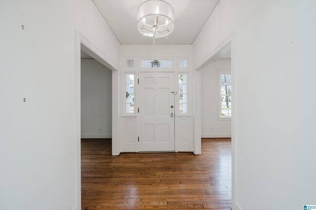 Photo - 312 E Linwood Dr