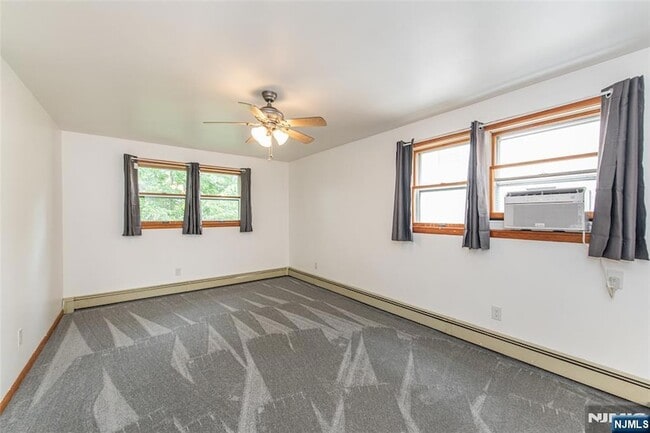 343 Brinkerhoff Ave
