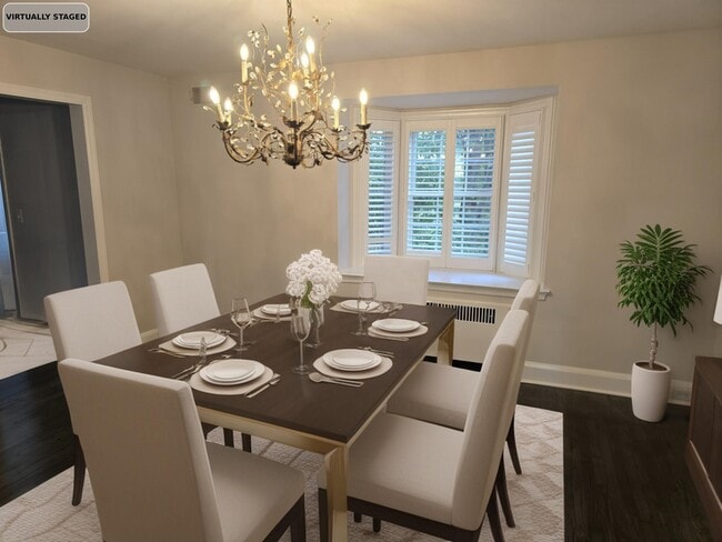 Photo - 308 Eastway Ct