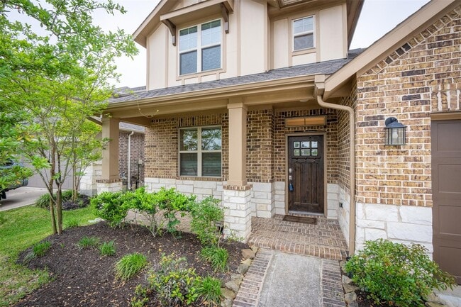 Photo - 16611 Highland Country Dr