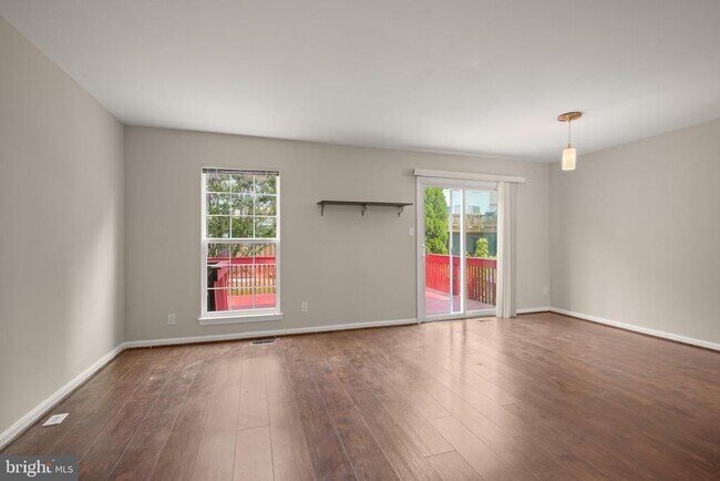 Photo - 12405 Gooderham Way
