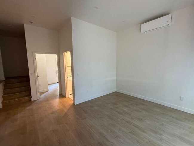 Photo - Illinois Ave/Jonnie Way Unit 5590 Illinois Avenue (JADU)