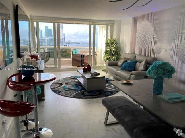 Building Photo - 1717 N Bayshore Dr Unit A-1239 Rental