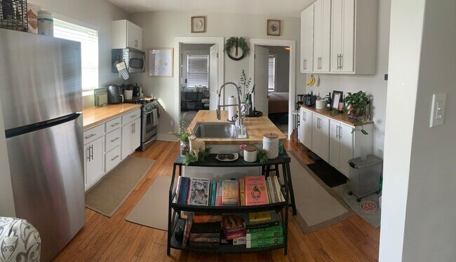 Kitchen - 2546 Duck Creek Rd Unit 1