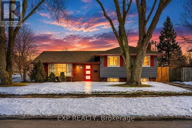 Photo - 33 Fairlawn Rd