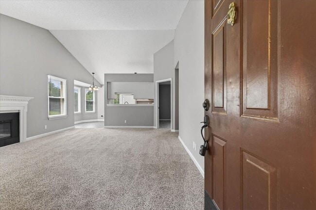 Photo - Pet Friendly Three Bedroom!