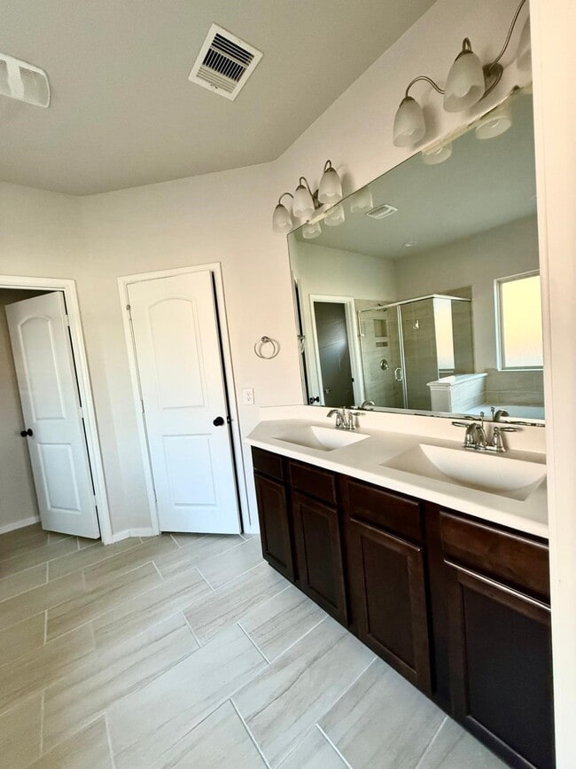 Photo - 14208 Wallowa Ridge Ln