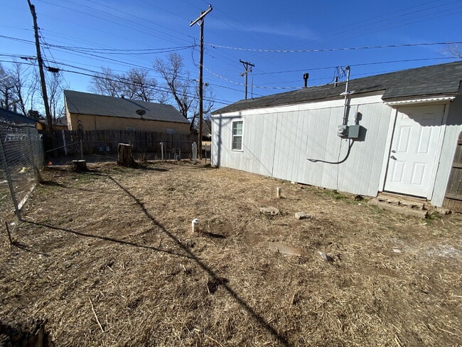 Spacious 1 Bedroom Property