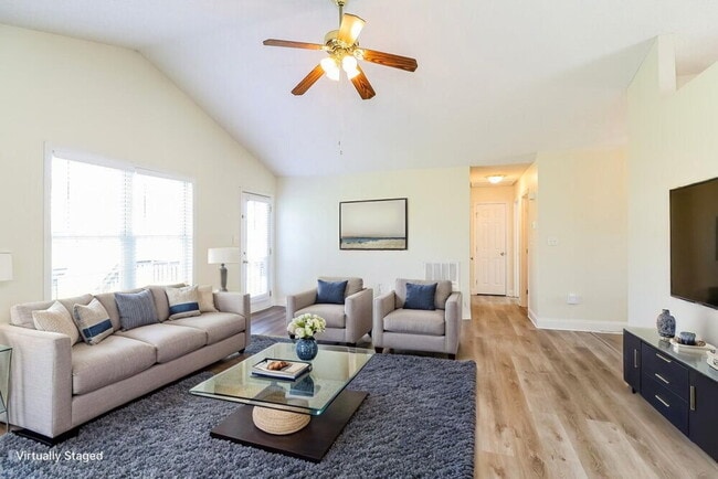 4512 Carol Ct