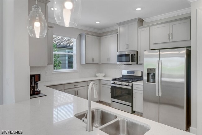 Photo - 15561 Vittorio St