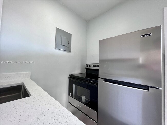 Photo - 2901 NW 18th St Apartamento Unidad 37