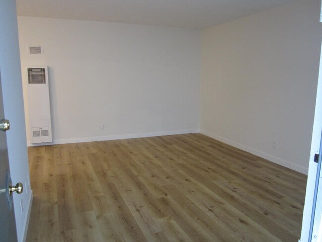 Photo - Goshen Apartments