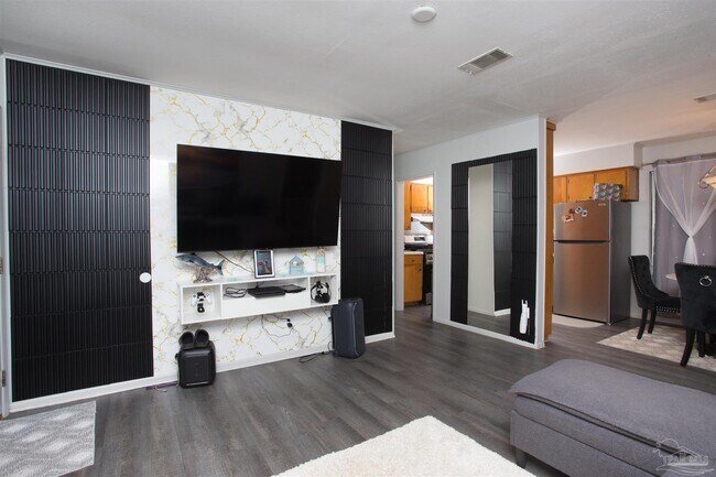 Photo - 925 Twinbrook Ave