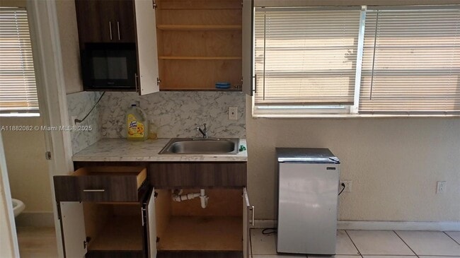 Photo - 1200 NE 110th St Unidad 1